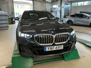 BMW I5 xDrive40 Touring 394hk M Sport Drag Läder H&K