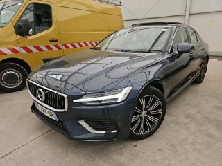 VOLVO S60 T8 Twin Engine 303 + 87ch Inscription Luxe Geartronic 8