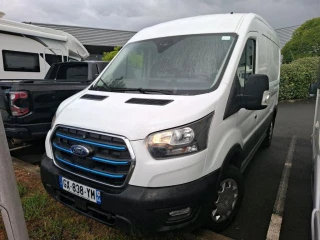 FORD E-TRANSIT Transit 2T Fg E350 L2H2 135 kW Batterie 75/68 kWh Trend // - 3T9 VITESSE LIMITEE A 90//OK PERMIS B