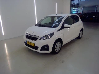 PEUGEOT 108 Active Pack Premium 1.0 e-VTi 72pk 5D