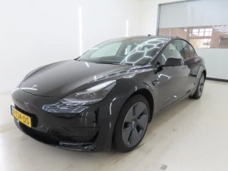 TESLA Model 3 RWD 4d