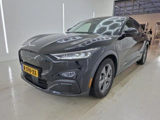 FORD Mustang Mach-E 75kWh RWD auto