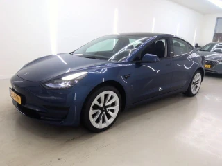 TESLA Model 3 RWD 4d - EX-TAXI