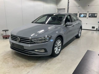 VOLKSWAGEN Passat 2.0 Tdi 150 Business High Dsg UA!