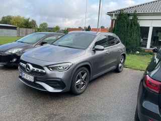MERCEDES-BENZ Gla 220 D F Business Amg Dct UA!