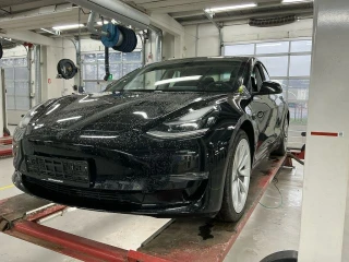 TESLA Model 3 LONG RANGE 4WD AUTO UA!