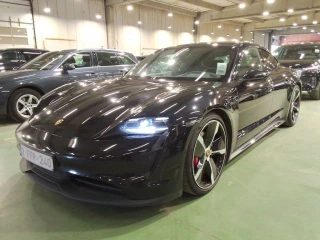PORSCHE Taycan Elek BEV 79KWH 4S AUTO