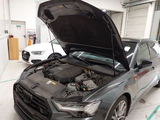 AUDI A6 AVANT 55 TFSI E QUATTRO S-TRONIC SPORT