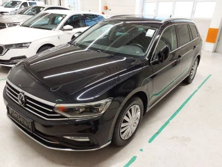 VOLKSWAGEN PASSAT 2.0 TDI 110KW SCR DSG ELEGANCE VARIANT
