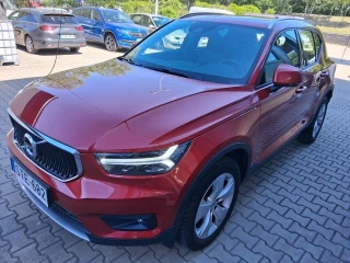 VOLVO Xc40 T3 Momentum Pro