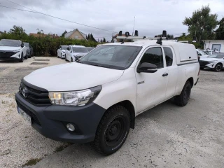 TOYOTA Hilux NG 2.4D Comfort Extra Cab