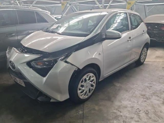 TOYOTA AYGO 1.0 VVT-I X-PLAY II