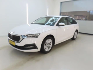 SKODA OCTAVIA COMBI 1.0 TSI e-TEC MHEV DSG Business Edition 5d