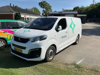 PEUGEOT E-EXPERT L3 PREMIUM 75 kWh 136 PRO UA!'