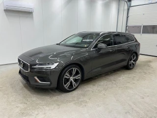 VOLVO V60 2.0 T6 Awd Inscription Recharge Vbl Auto UA!,