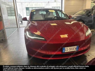 TESLA MODEL 3 50 kWh RWD Sedan 4-door