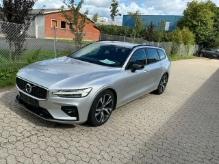 VOLVO V60 2.0 D4 190 R-Design Vbl Auto UA!,