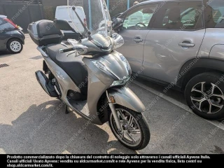 HONDA SH 350 ABS BAULETTO KEYLESS E PARABREZZA Scooter (Euro 5)