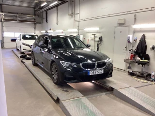 BMW 3-serie 330e Touring 292hk M Sport Hifi
