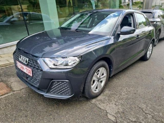 AUDI A1 SPORTBACK 1.0 25 TFSI S TRONIC BUS.ED. ATTRACTION