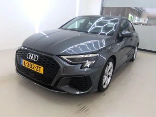 AUDI A3 Limousine 30 TFSI S tronic edition