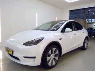 TESLA Model Y RWD 5d
