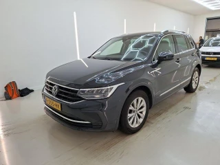 VOLKSWAGEN Tiguan 1.5 TSI 110kW DSG Life Business 5d