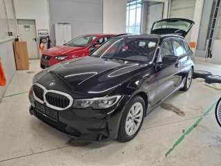 BMW Series 3 316d A Touring 90KW