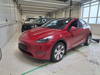 TESLA Model Y Maximale Reichweite Allradantr.Dualmotor
