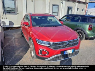 VOLKSWAGEN T-ROC 2.0 TDI SCR Style DSG Sport utility vehicle 5-door (Euro 6D)