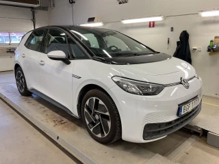 VOLKSWAGEN Id.3 204hk Pro Performance ** NO WINTER WHEELS