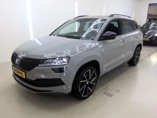 SKODA Karoq 1.5 TSI ACT Greentech DSG Sportline Buss