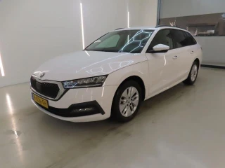 SKODA OCTAVIA COMBI 1.0 TSI Ambition