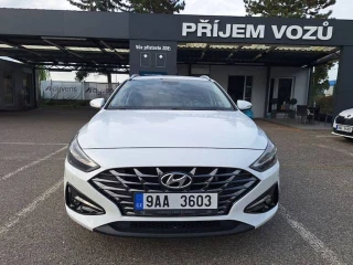 HYUNDAI i30  1.5 T-GDI Mild Hyb Smart kombi
