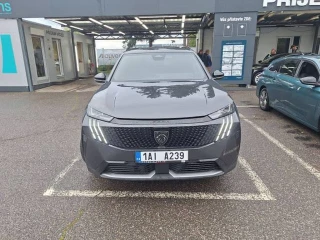 PEUGEOT 5008 ALLURE Hybrid 136 e-DCS6