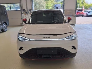 SMART #3 66KWH 25TH ANNIVERSARY EDIT 272 CV Satellite navigation system; Glass roof; Front and rear parking dist