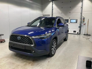 TOYOTA Corolla Cross 2.0 Hybrid 197hk Style Comfort UA!,