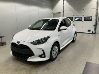 TOYOTA YARIS 1,5 Hybrid 116 HK AUT H3 UA!,
