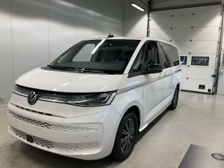 VOLKSWAGEN MULTIVAN 1.4 TSI eHybrid 218 hk Style lang UA!,