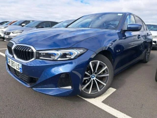 BMW SERIE 3 Série 320eA 204ch Business Design