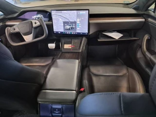 TESLA MODEL S Model Dual Motor