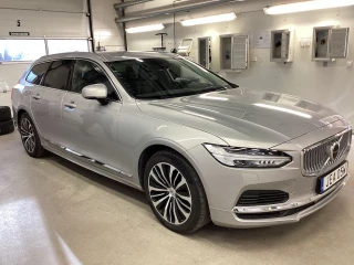 VOLVO V90 Recharge T6 350hk AWD Core Edition Drag