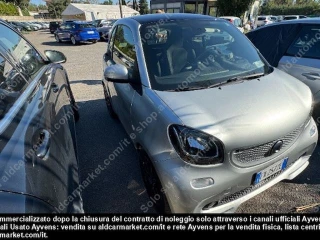 SMART FORTWO COUPÈ 70 1.0 52kW superpassion twinamic Coupé 3-door (Euro 6.2)