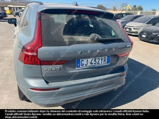 VOLVO XC60 B4 D AWD automatico Momentum Sport utility vehicle 5-door (Euro 6D)