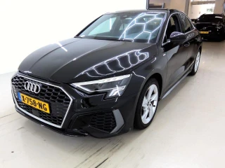 AUDI A3 Limousine 30 TFSI S tronic edition 4d