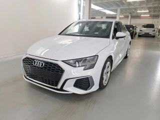 AUDI A3 BERLINE 1.5 TFSI 35 110KW S TRONIC LINE