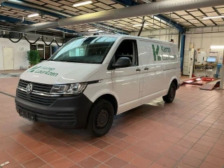VOLKSWAGEN TRANSPORTER T6.1 LANG 2,0 TDI 110 HK 5 trins - UA!