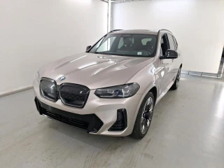 BMW IX3 80KWH AUTO