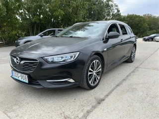 OPEL Insignia - A GÉPJÁRMŰ TELJES KAROSSZÉRIÁJA FEKETE FÓLIÁZVA VAN! AZ EREDETI SZÍNE DARK BLUE! 2.0 D 170le Innovation Aut S.T