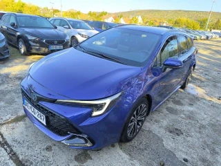 TOYOTA Corolla 1.8 Hybrid Comfort Style E-Cvt